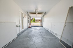 Garage - 