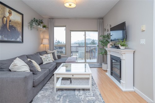 #402-3240 Jacklin Rd  Langford, BC V9C 3T6