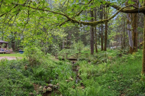 9525 Doyle Rd, Black Creek, BC 
