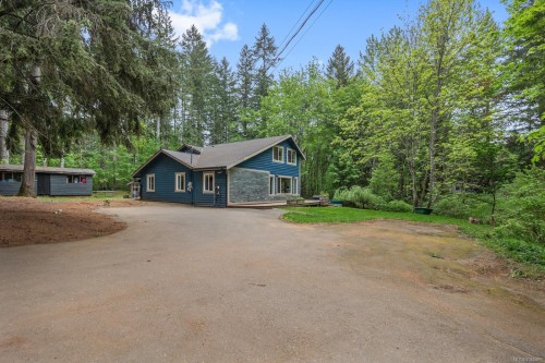 9525 Doyle Rd, Black Creek, BC 