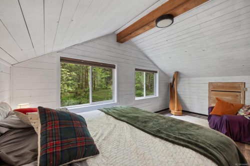 9525 Doyle Rd, Black Creek, BC 