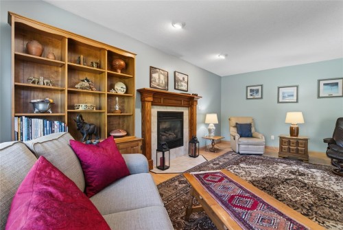 6000 Chippewa Rd, Duncan, BC 