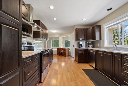 6000 Chippewa Rd, Duncan, BC 