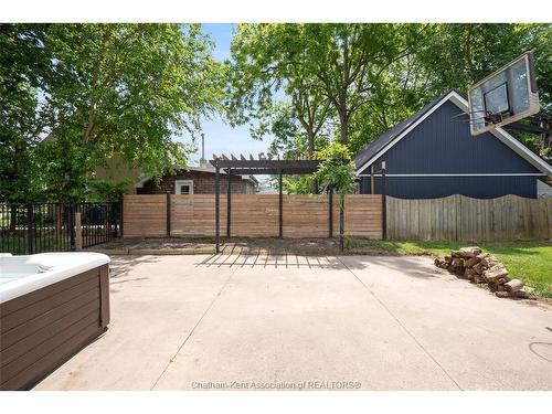 138 Elizabeth Street, Chatham, ON 