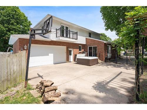 138 Elizabeth Street, Chatham, ON 