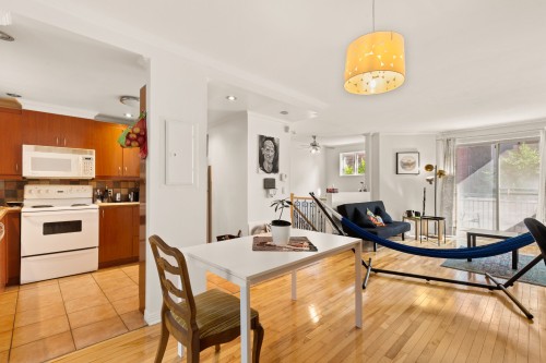 Salle à manger - 202-1270 Rue St-Timothée, Montréal (Ville-Marie), QC 