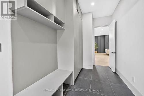2052 Redan Drive, Mississauga, ON 