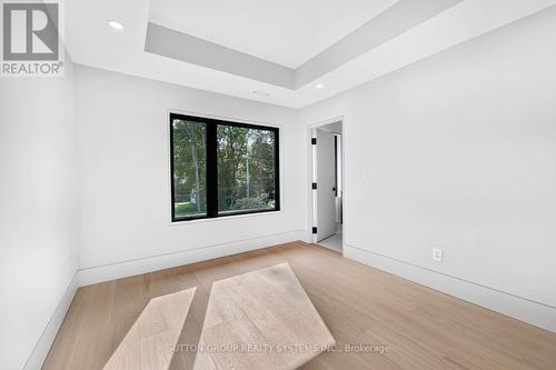 2052 Redan Drive, Mississauga, ON 