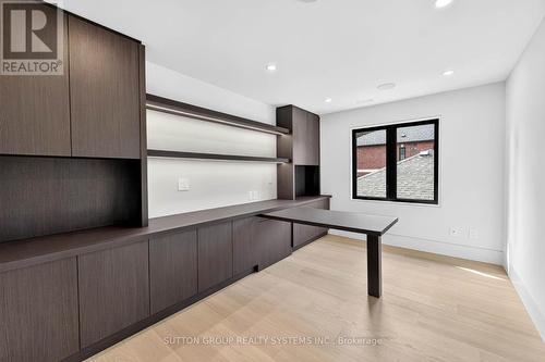 2052 Redan Drive, Mississauga, ON 