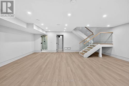 2052 Redan Drive, Mississauga, ON 