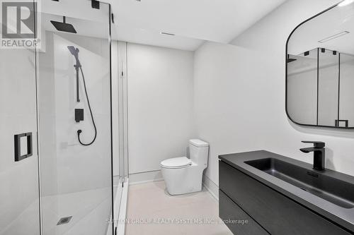 2052 Redan Drive, Mississauga, ON 