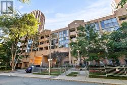 504 - 60 HOMEWOOD AVENUE Toronto (Cabbagetown-South St. James Town), ON M4Y 2X4