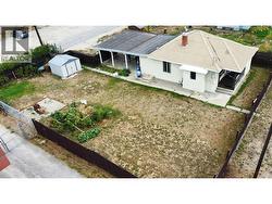 Yard of 1939 Beaver Street E, Fruitvale V0G 1L0 - 