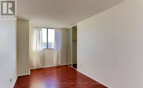 1924 - 75 BAMBURGH CIRCLE , Toronto, Ontario M1W 3W1 4