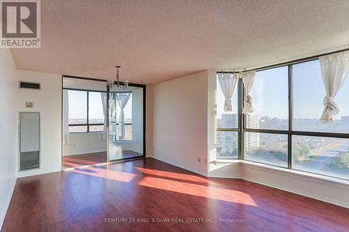 1924 - 75 BAMBURGH CIRCLE , Toronto, Ontario M1W 3W1 5