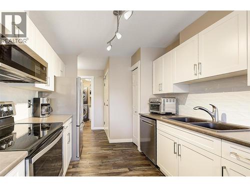 3842 Gordon Drive Unit# 216  Kelowna, BC V1W 3G4