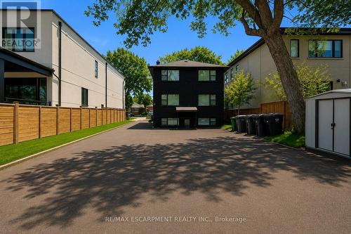 43 Broadview Avenue, Mississauga, ON 