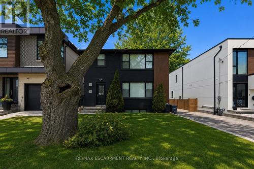 43 Broadview Avenue, Mississauga, ON 