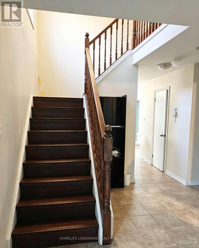 740 OAKCROSSING ROAD , London North, Ontario N6H 5V9 5