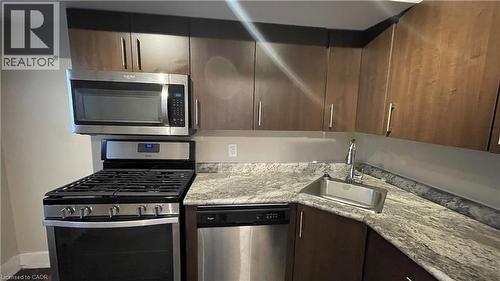 4 OTTAWA Street N Unit# 2 , Hamilton, Ontario L8H 3Y7 2