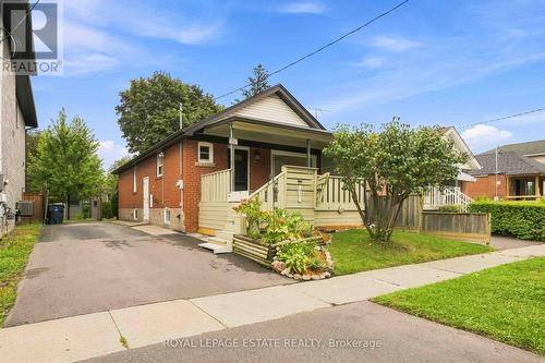 UPPER - 17 ARDEN CRESCENT , Toronto, Ontario M1L 3R6 3