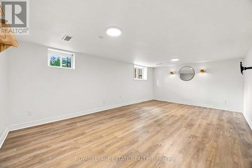 LOWER - 17 ARDEN CRESCENT , Toronto, Ontario M1L 3R6 2