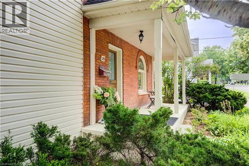 25 Central Street, Waterloo, ON 