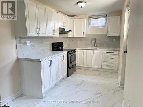 61 MORBANK DRIVE , Toronto, Ontario M1V 2M1 2