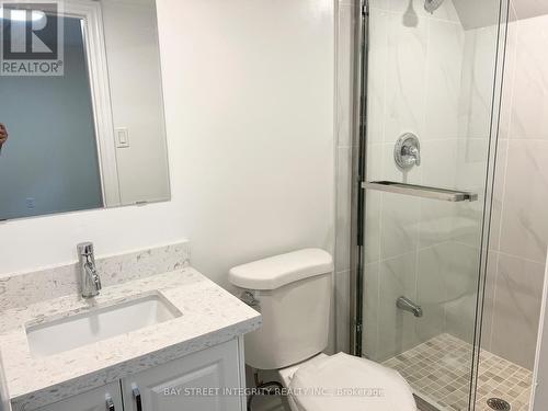61 MORBANK DRIVE , Toronto, Ontario M1V 2M1 4