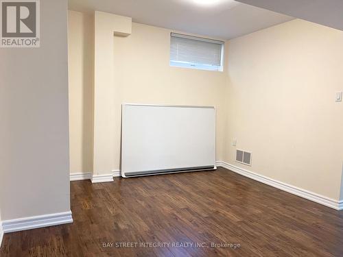 61 MORBANK DRIVE , Toronto, Ontario M1V 2M1 5