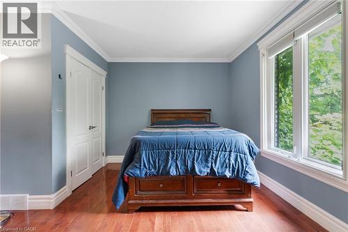 35 Maple Hill Drive, Kitchener, ON 