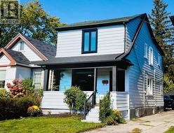 28 PENDEEN AVENUE Toronto, ON M6N 2P3