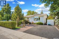742 Klassen BAY Martensville, SK S0K 2T2