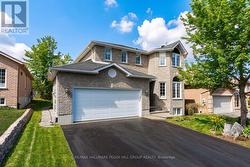 168 WILDWOOD TRAIL Barrie, ON L4N 9Y6