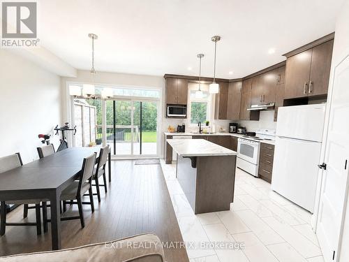 1002 COLOGNE STREET , Russell, Ontario K0A 1W0 2