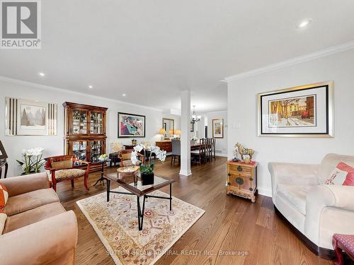 105 - 105 Leah Crescent, Vaughan, ON 
