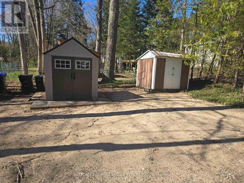 18 Harras Avenue, Tiny, ON 