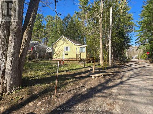 18 Harras Avenue, Tiny, ON 