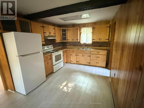 18 Harras Avenue, Tiny, ON 