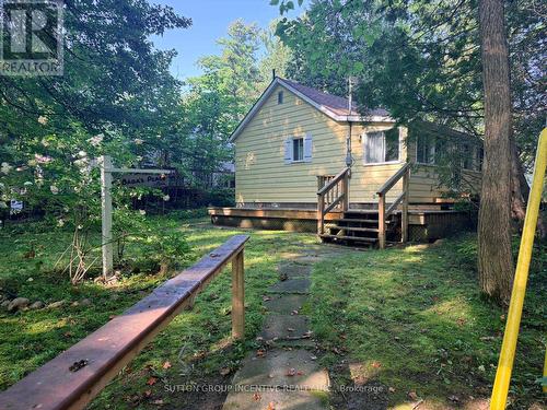 18 Harras Avenue, Tiny, ON 