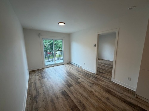 Living Room - 360 Rue Castonguay, Saint-Jérôme, QC 