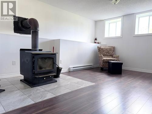 92 Midland Row, Pasadena, NL 