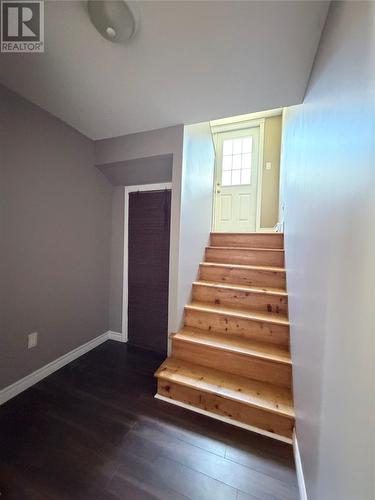 92 Midland Row, Pasadena, NL 