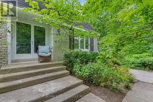 35 Maple Hill Drive, Kitchener, ON 