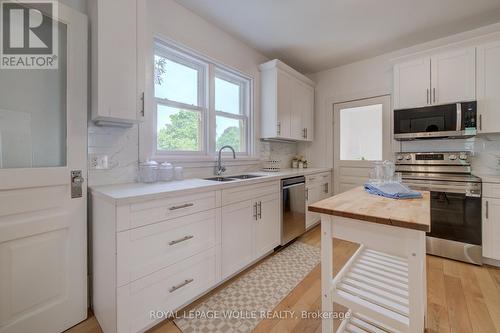 25 Central Street, Waterloo, ON 