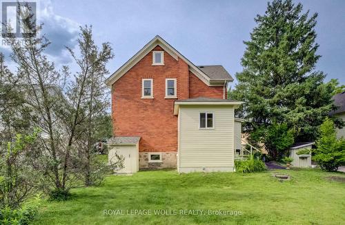 25 Central Street, Waterloo, ON 