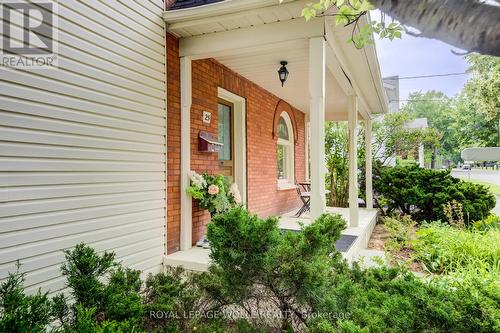 25 Central Street, Waterloo, ON 