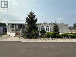 17 HEMLOCK CRESCENT PVT Crescent  Puslinch, ON N0B 2J0