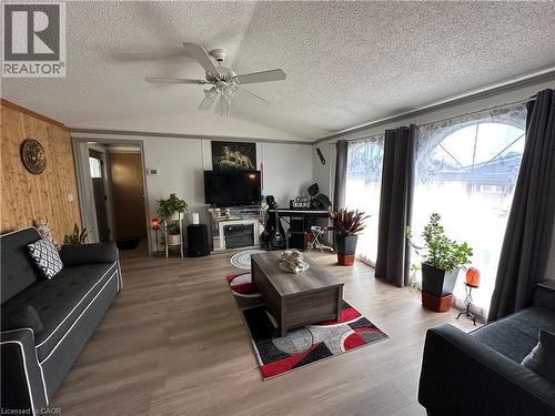 17 Hemlock Crescent Pvt Crescent, Puslinch, ON 