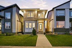 657 De La Seigneurie Boulevard  Winnipeg, MB R3X 0R1
